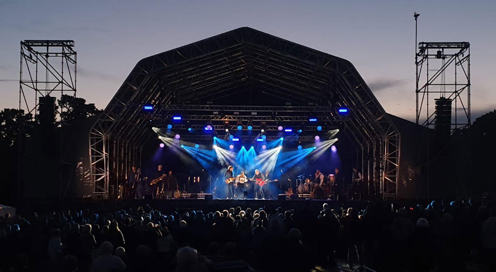 Sudeley Castle, Glous. 16M Dome Stage